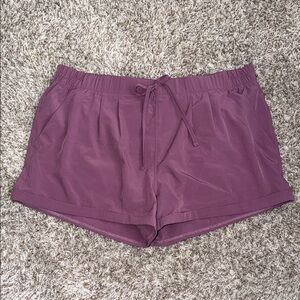 ZYIA Women's Summer Shorts in Lilac